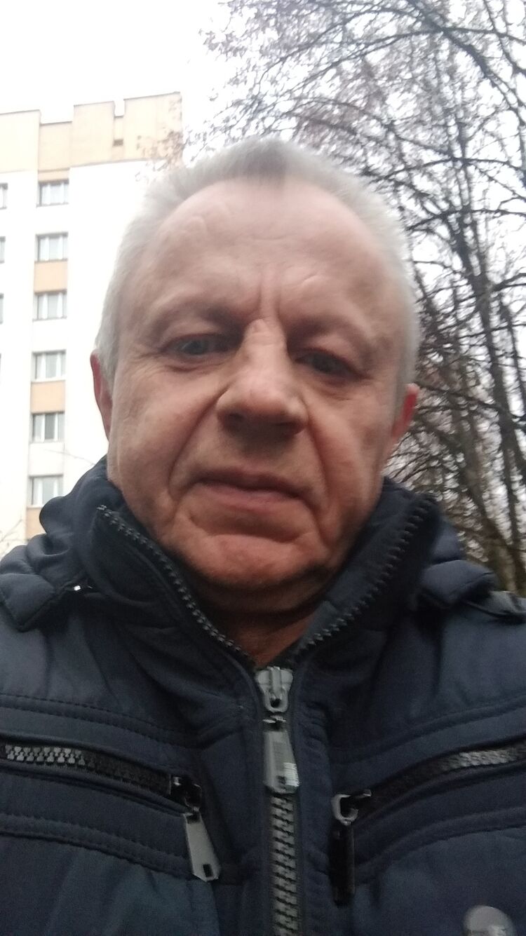  30701371  Oleg, 59 ,    