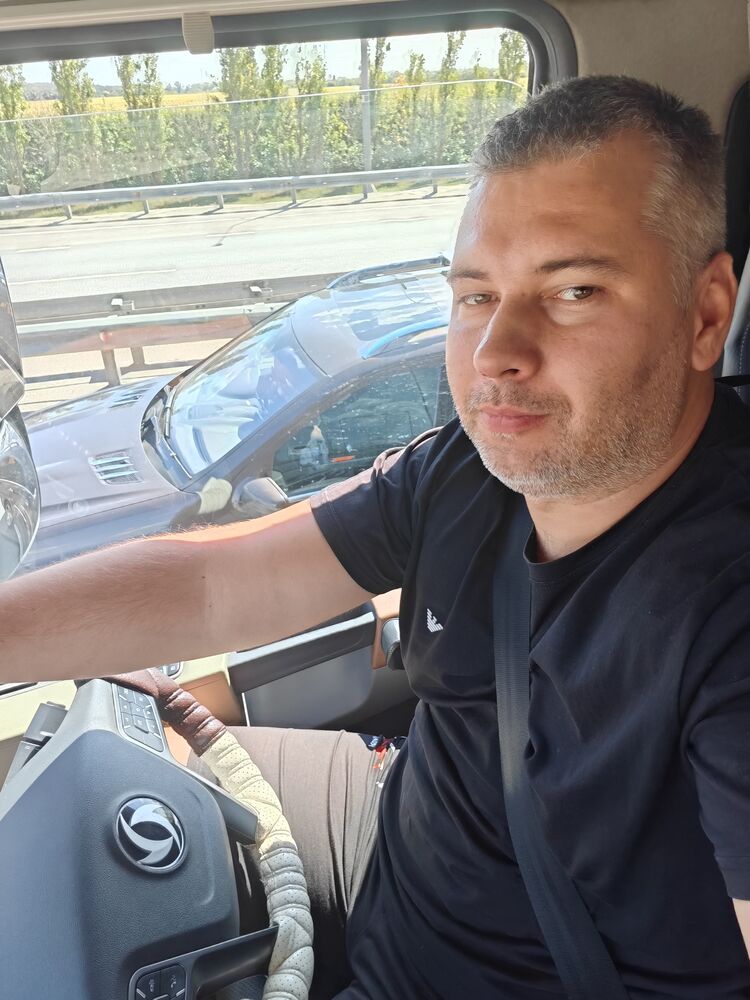  --,   , 37 ,   , 
