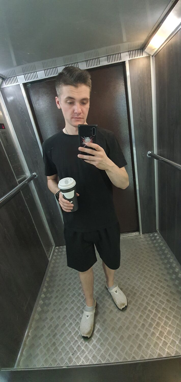  27325381  Bogdan, 32 ,    