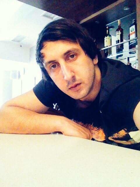  18786881  Richard, 32 ,    