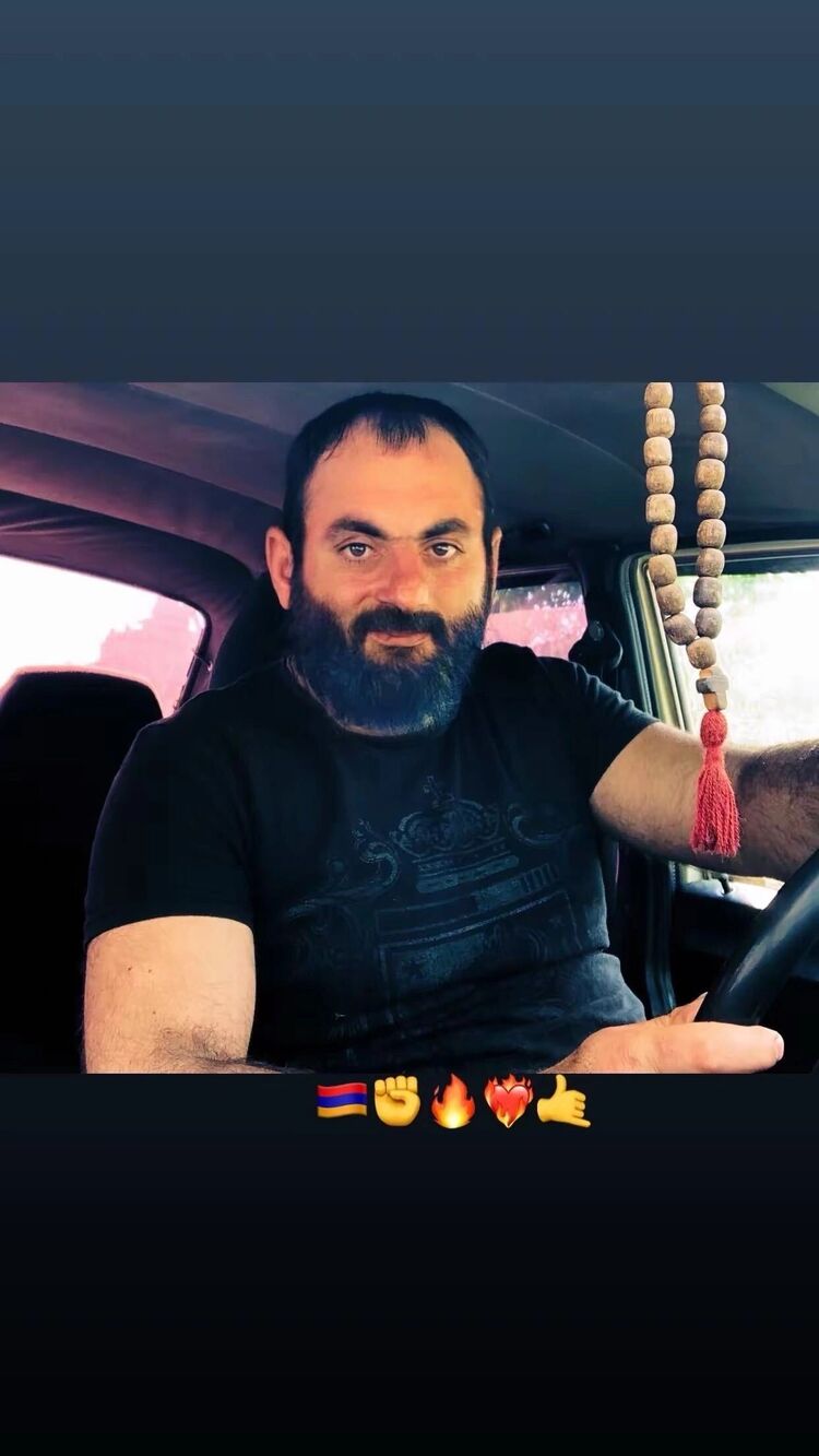  53529901  , 33 ,    