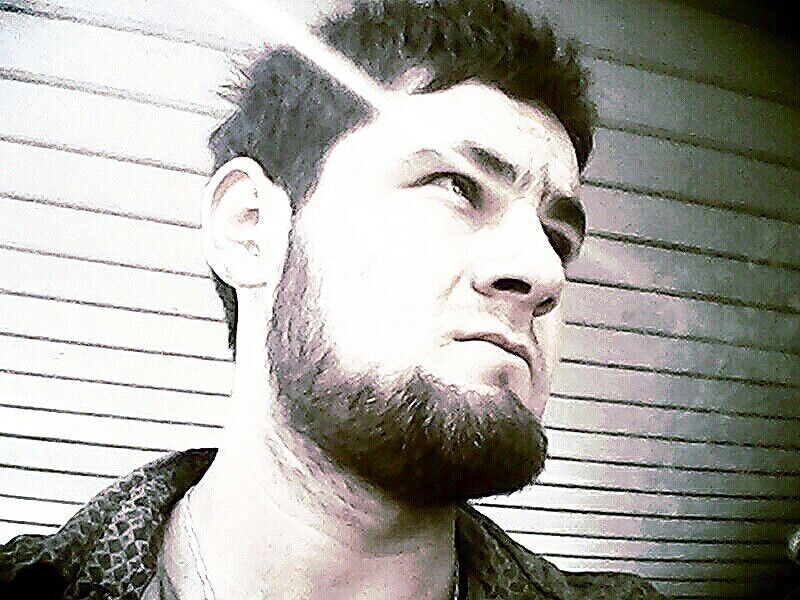  16450021  Ali, 32 ,    