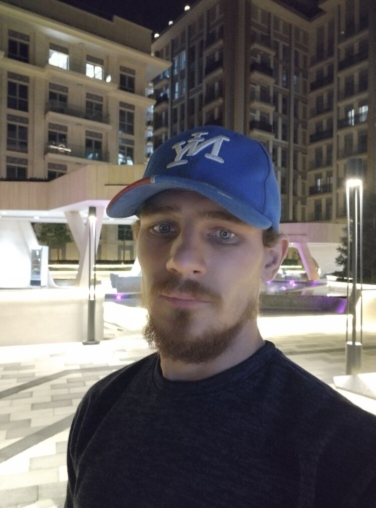  38460681  Vladimir, 30 ,    