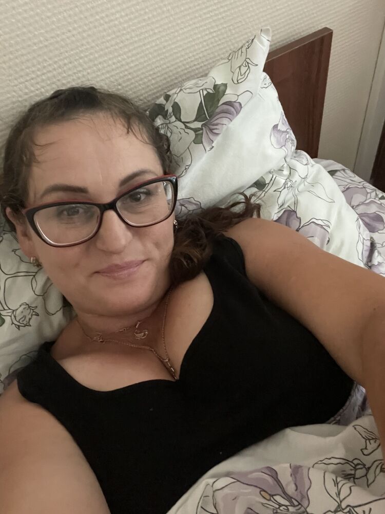  52933991  , 43 ,    -