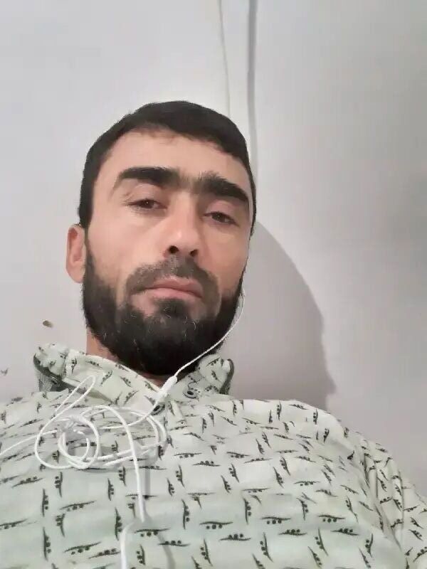  34316641  Alisher, 42 ,    