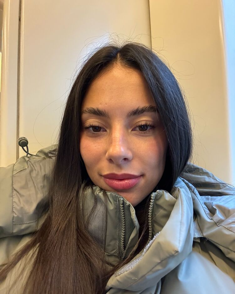  48428651  Mariya, 27 ,    Plzen