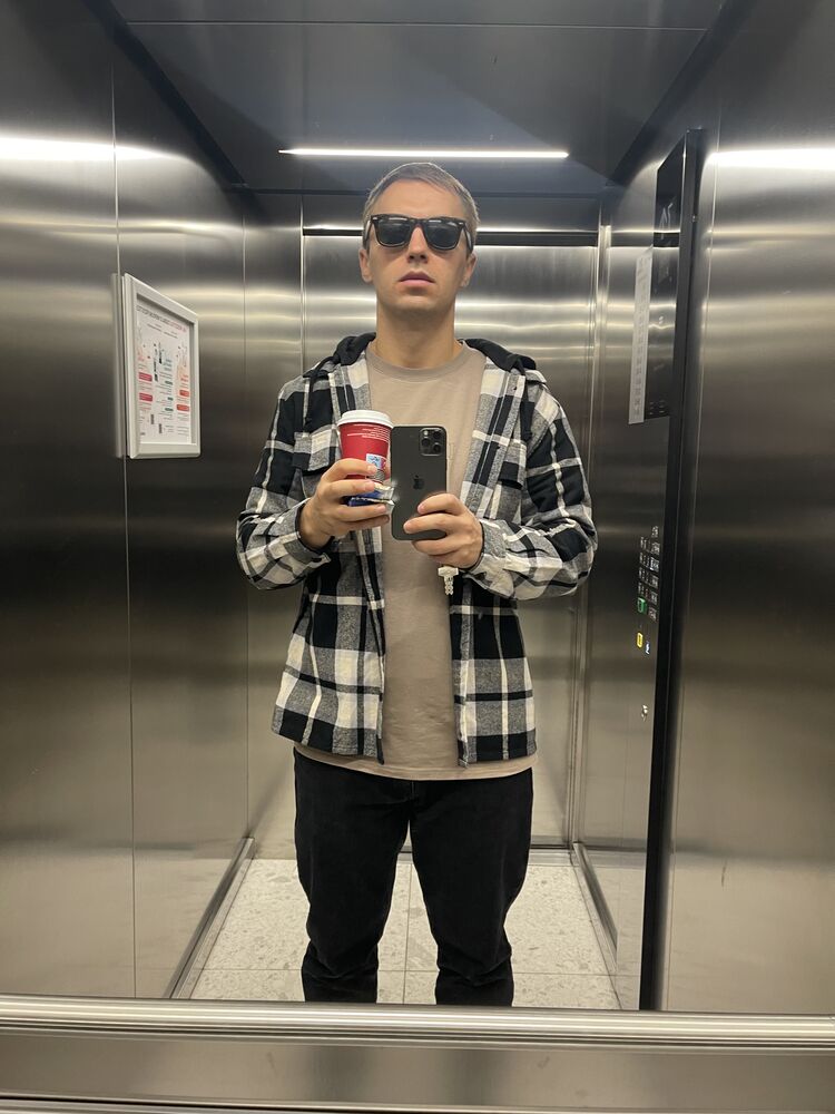  ,   Vasil, 31 ,   ,   