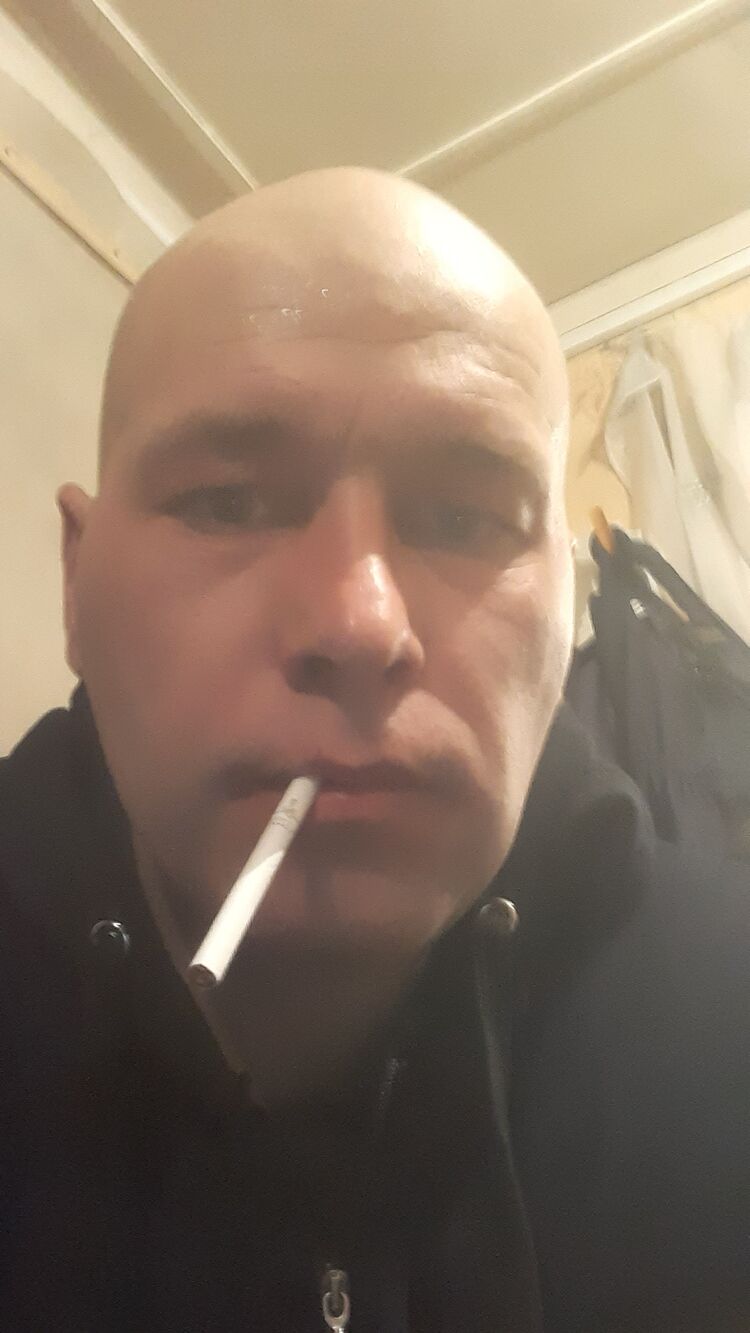  22803051  , 39 ,    