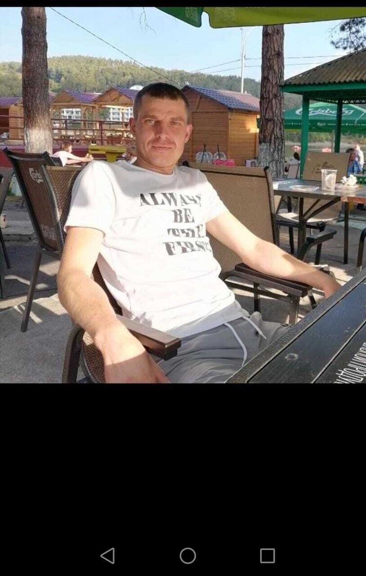  28067581  , 37 ,    