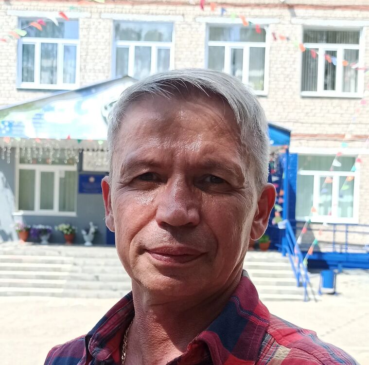  37643841  , 60 ,    -