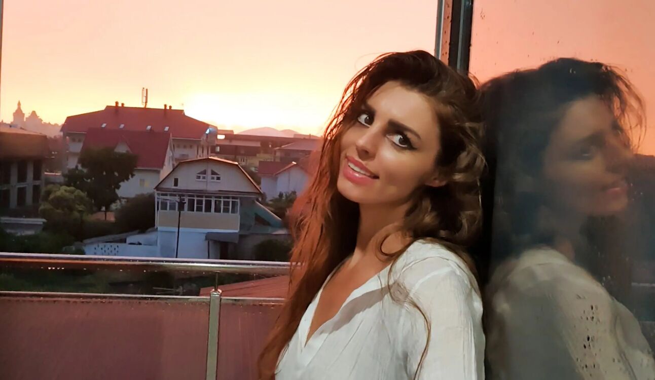  28133981  Katrin, 28 ,    