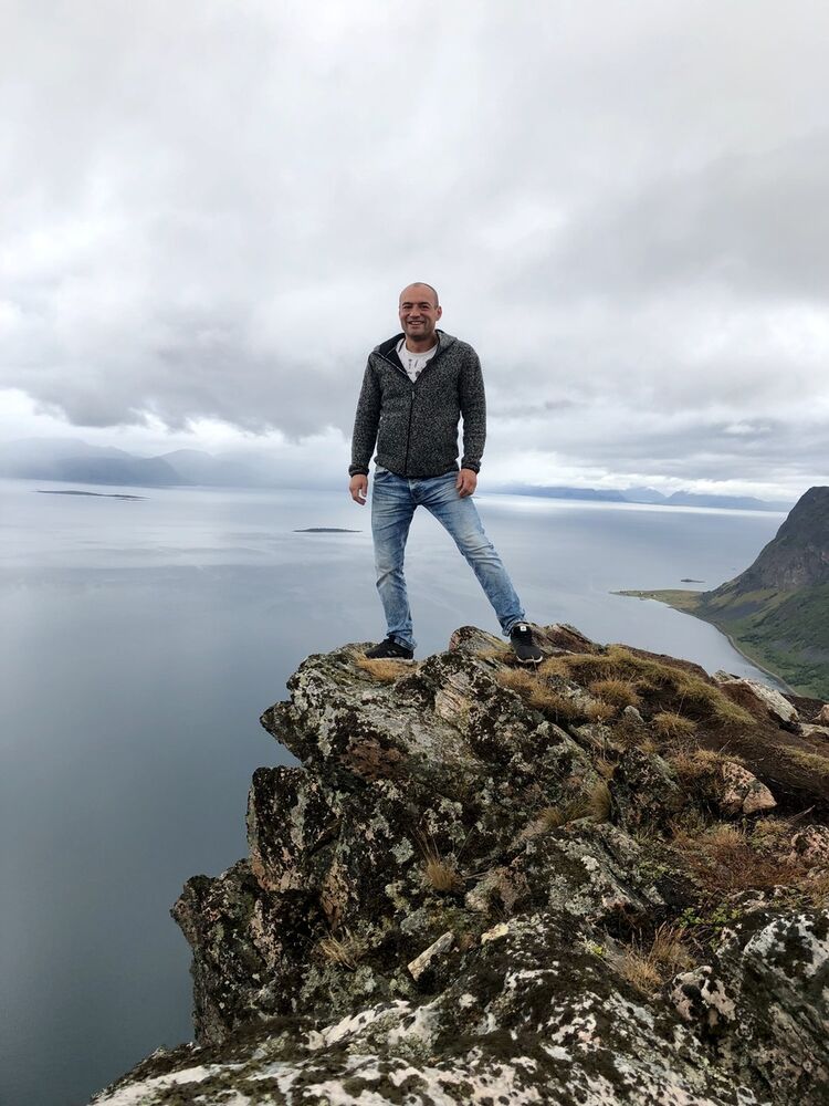  ,   Aleksei, 46 ,   ,   , c , 