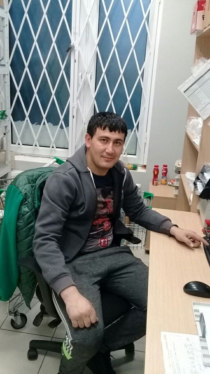  -,   Akram, 35 ,   