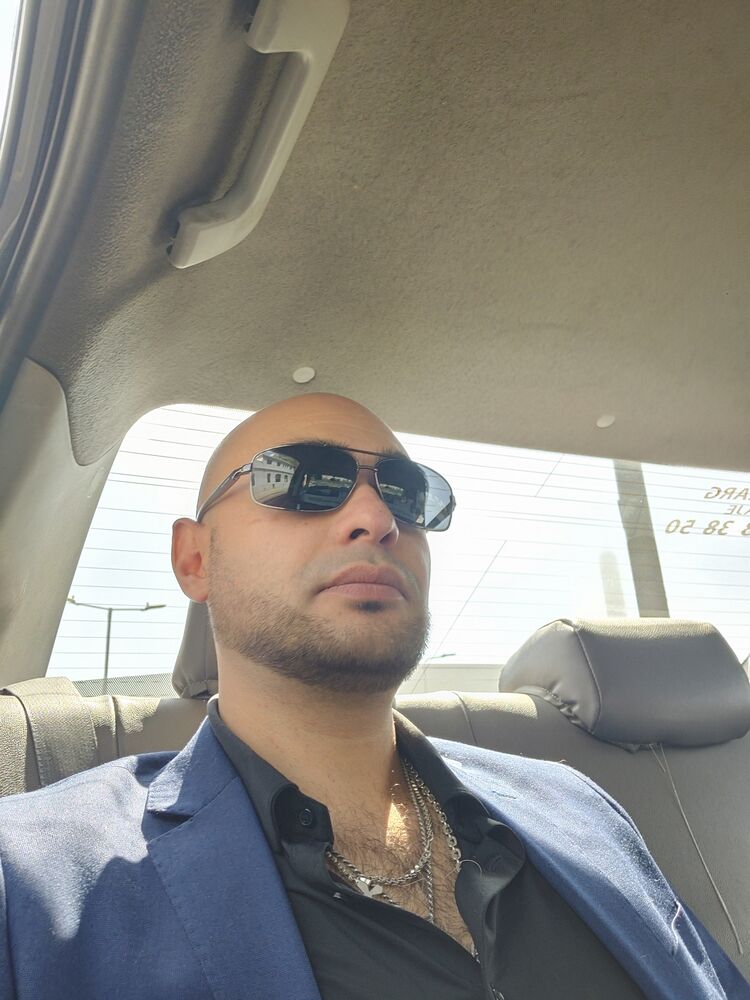  -,   Vardan, 33 ,     , c 