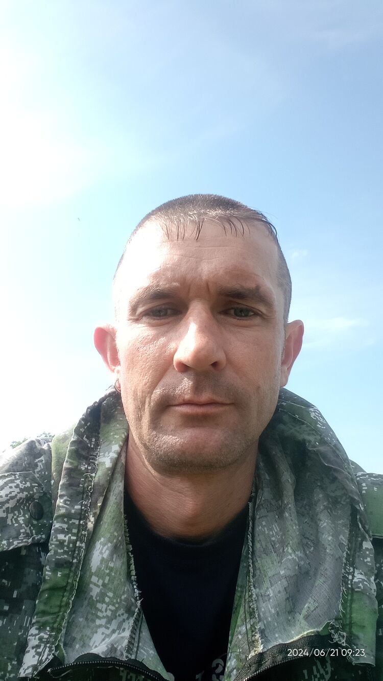  44085441  , 45 ,    