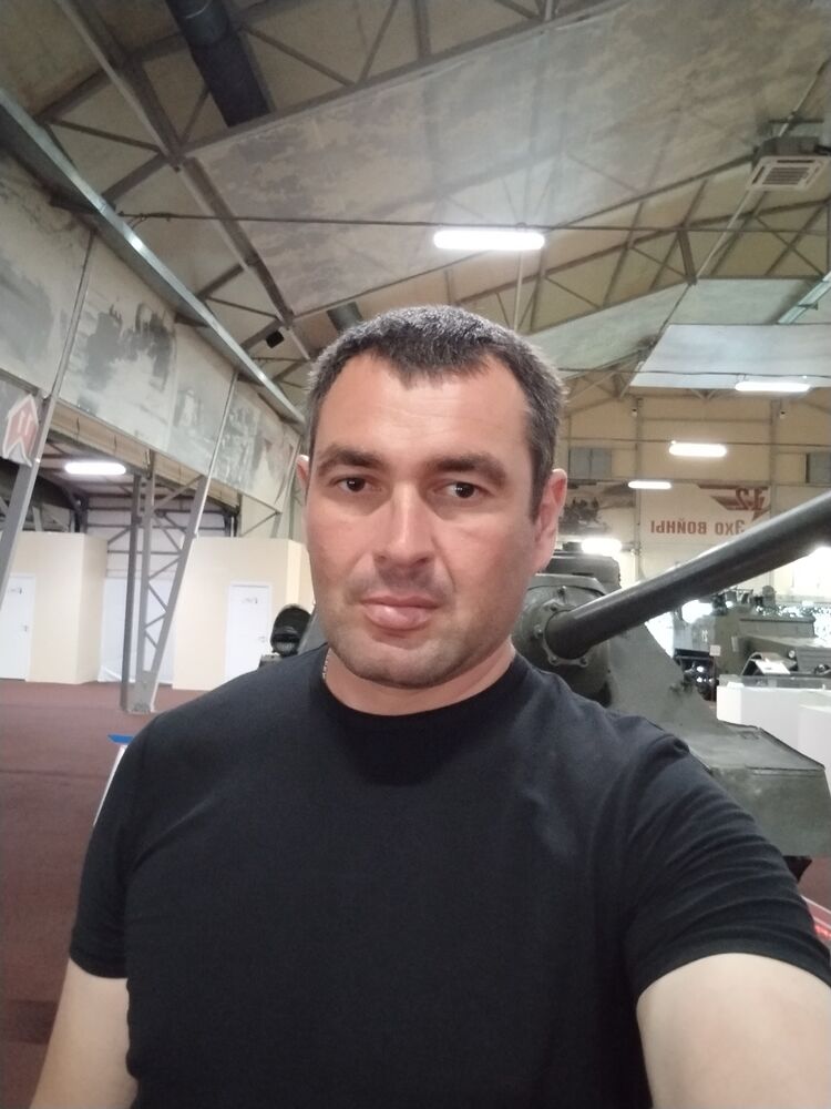  46267571  Grigory, 40 ,    