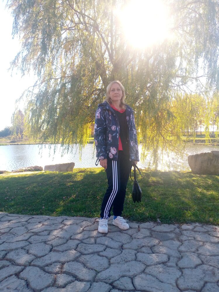  29859311  Svetlana, 46 ,    