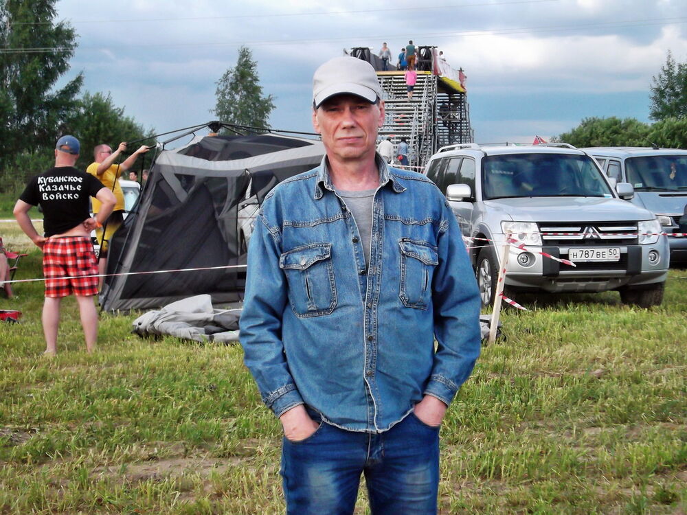  ,   Andre, 64 ,     , c 