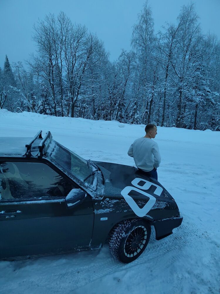  33203261  , 29 ,    