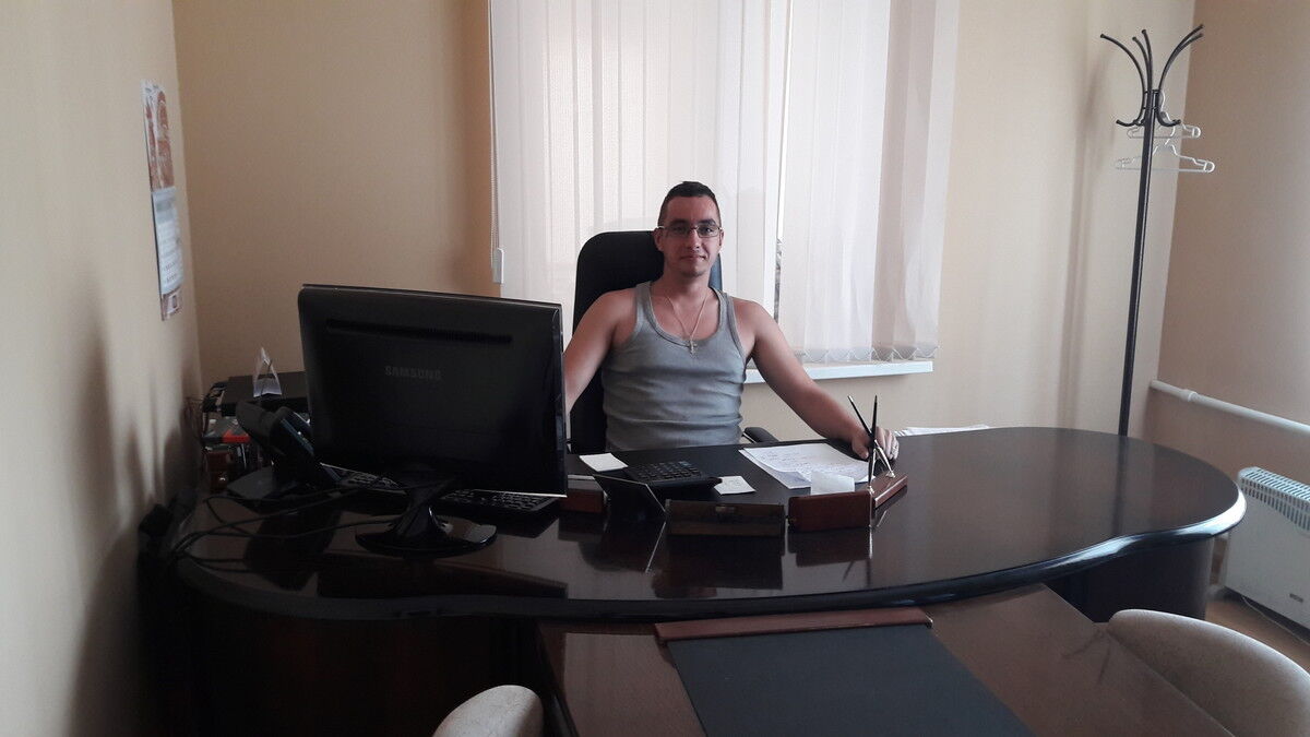  10564301  Radion, 34 ,    