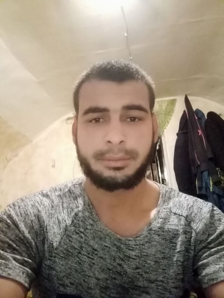  20738871  , 29 ,    