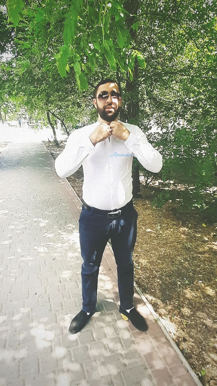  28359971  Arsamakov, 32 ,    