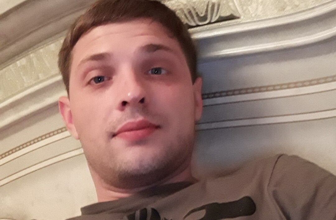  11945511  Andrey, 39 ,    