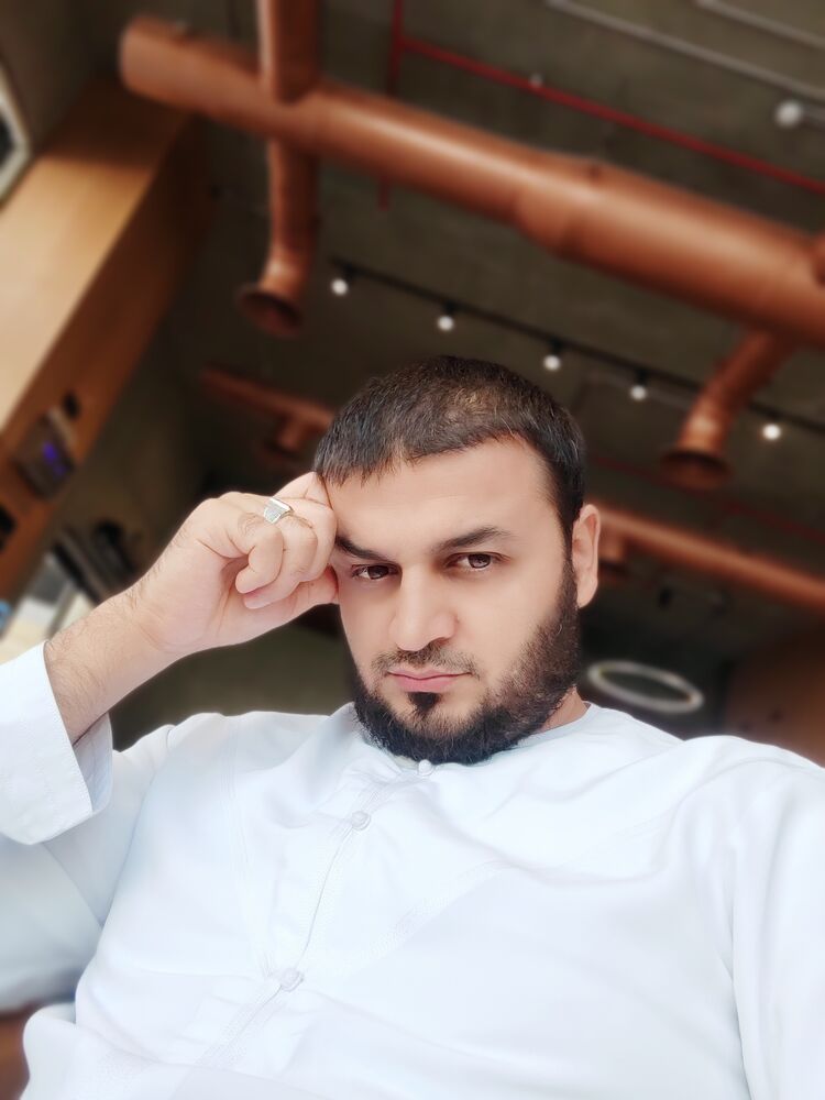  53049451  , 34 ,    