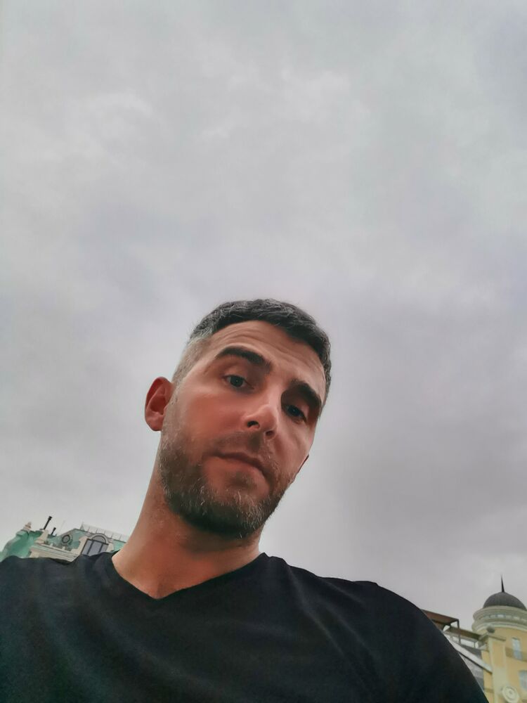  ,   Rednick, 37 ,   ,   