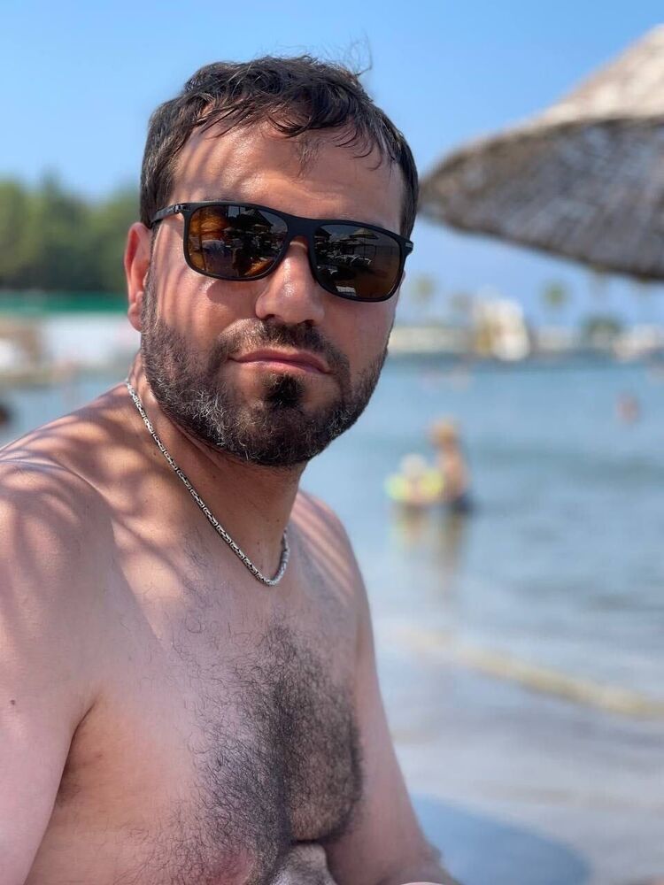  ,   Hasan, 43 ,   ,   , 