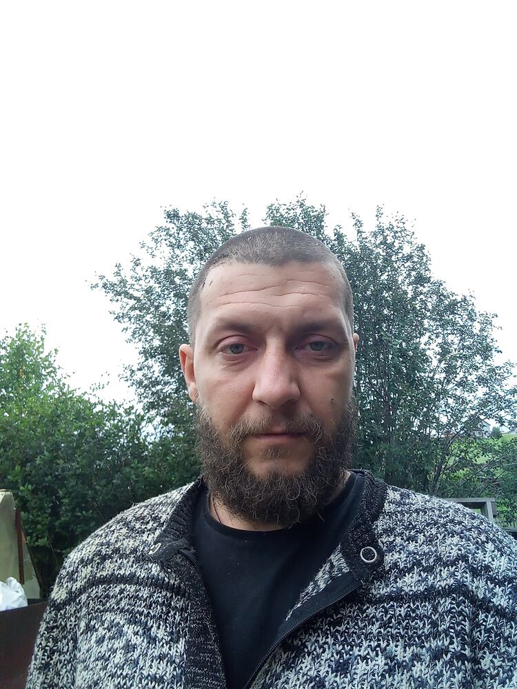  28460971  , 37 ,    