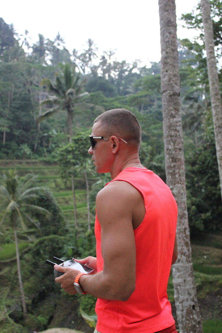  45592311  , 35 ,    Phuket