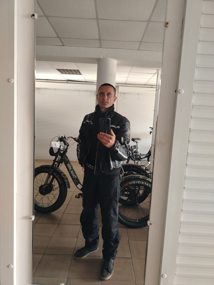  ,   , 48 ,   c , 