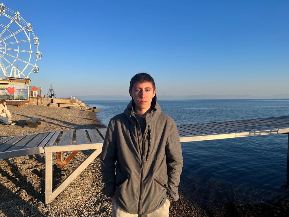  53420461  No name, 20 ,    