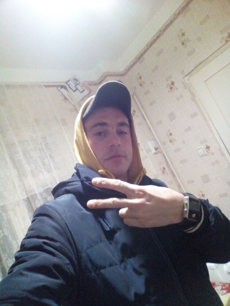  ,   Andrej, 30 ,     , c 