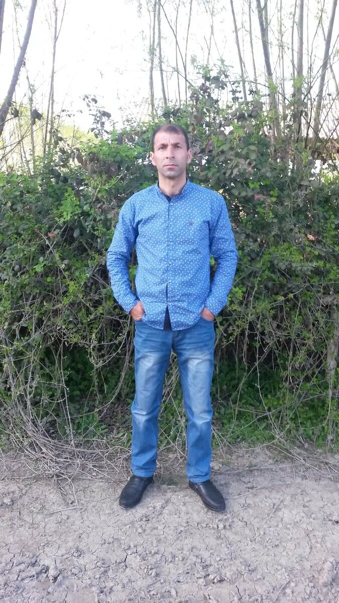 5876011  Niko, 47 ,    
