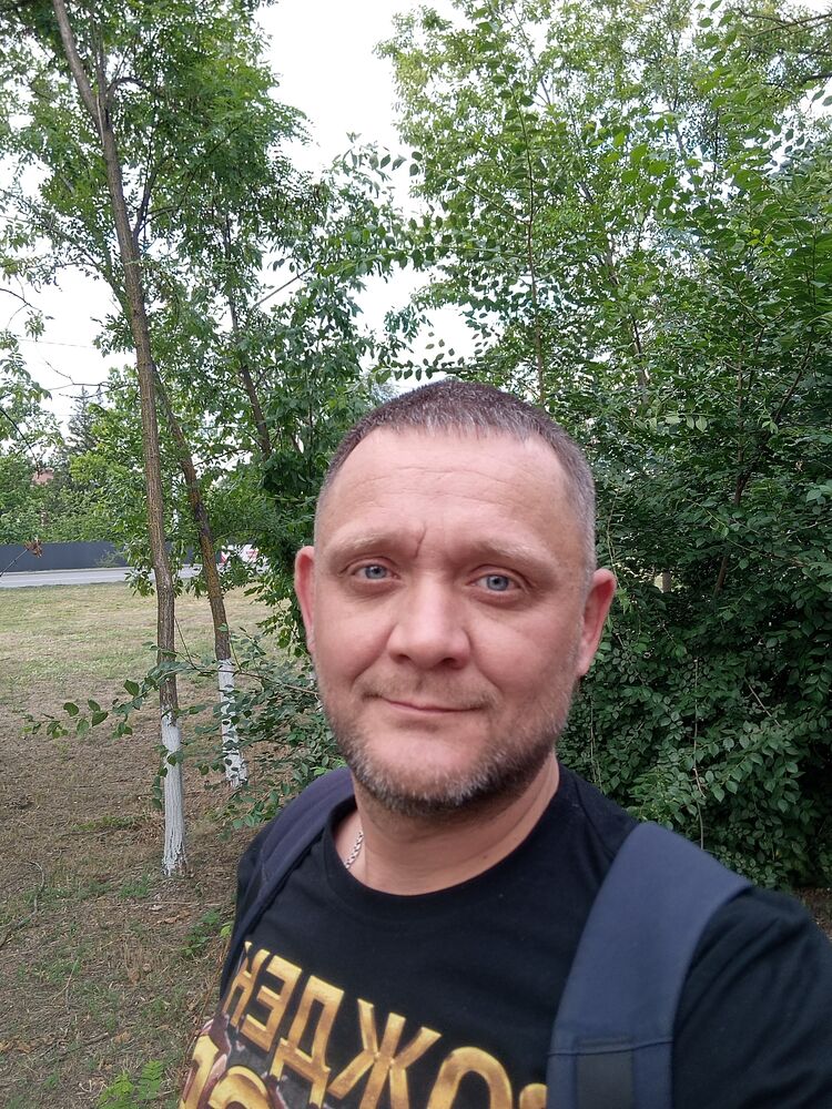  52848901  , 44 ,    