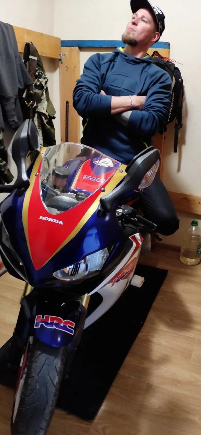  29027991  Sergei, 35 ,    