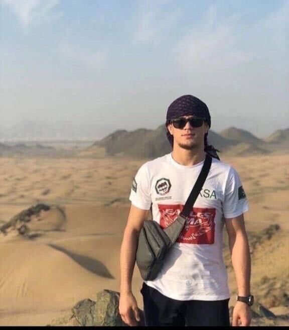  49042191  Aleksandr, 29 ,    