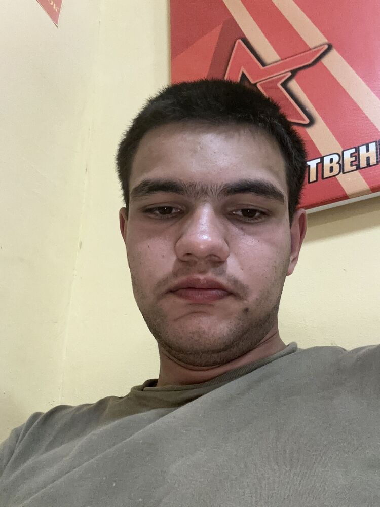  52883551  , 21 ,    