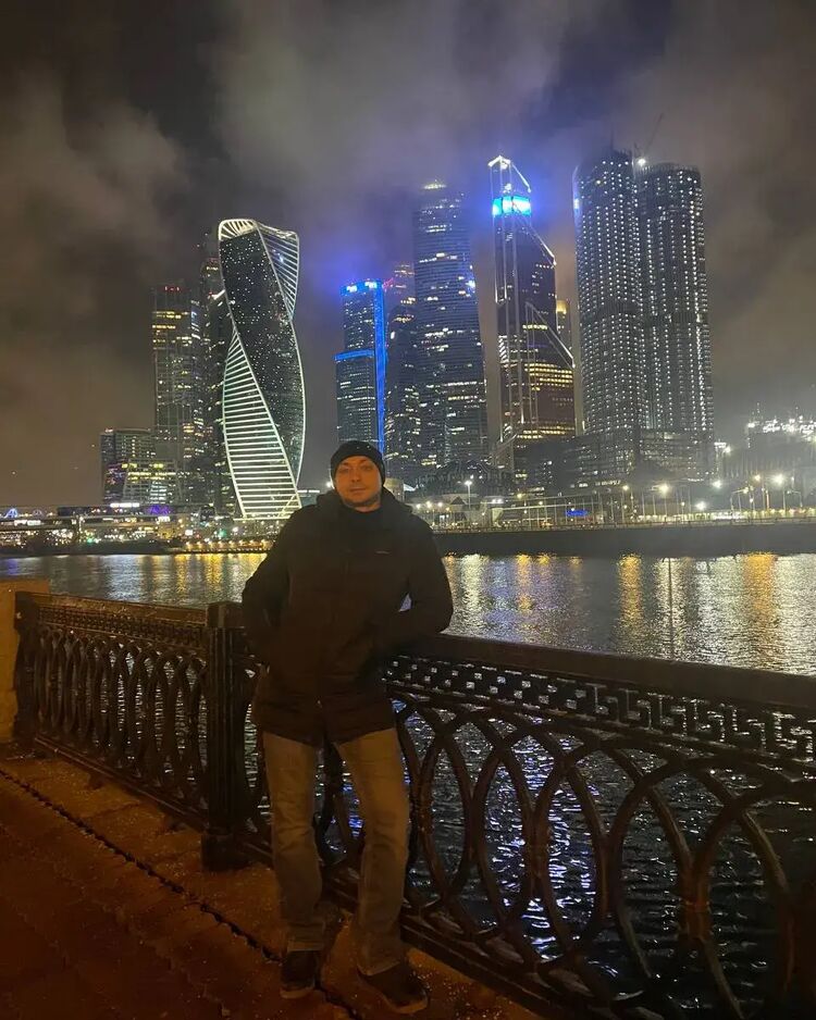  ,   Vladislav, 43 ,   ,   