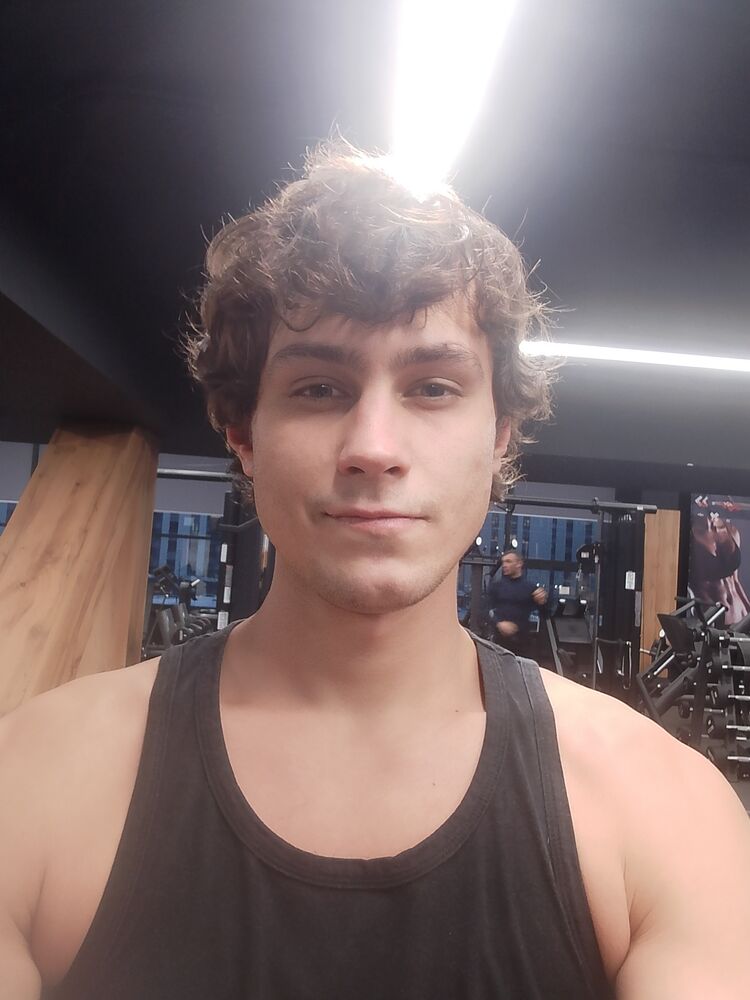  49674991  Ը, 28 ,    