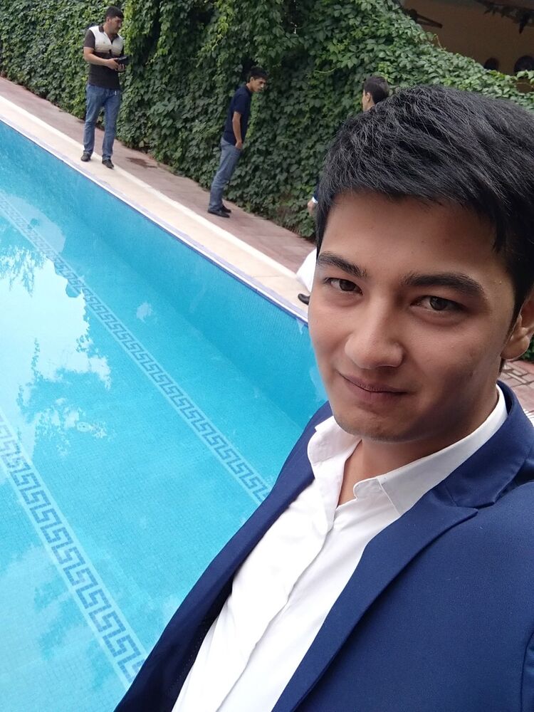  ,   Hayotbek, 31 ,   ,   , c 