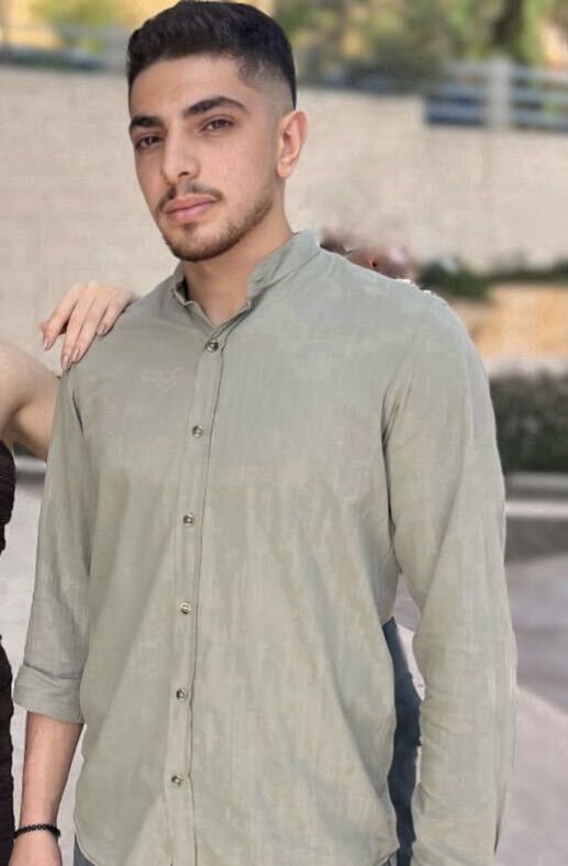  53522151  Majd, 23 ,    