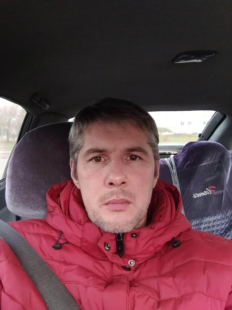  39572281  , 46 ,     
