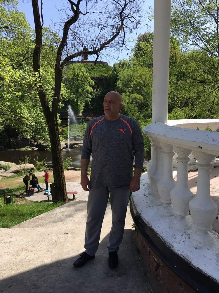  Backa Topola,   Milos, 61 ,   ,   , c 