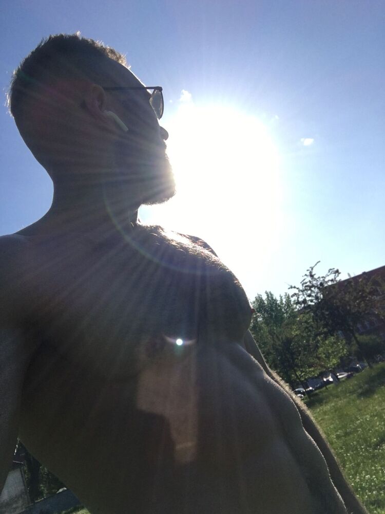  23350481  Vladimir, 37 ,    