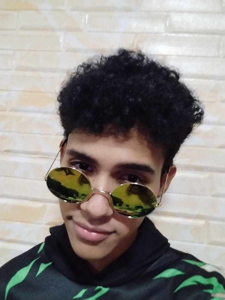  ,   Cristian, 20 ,   ,   , c 