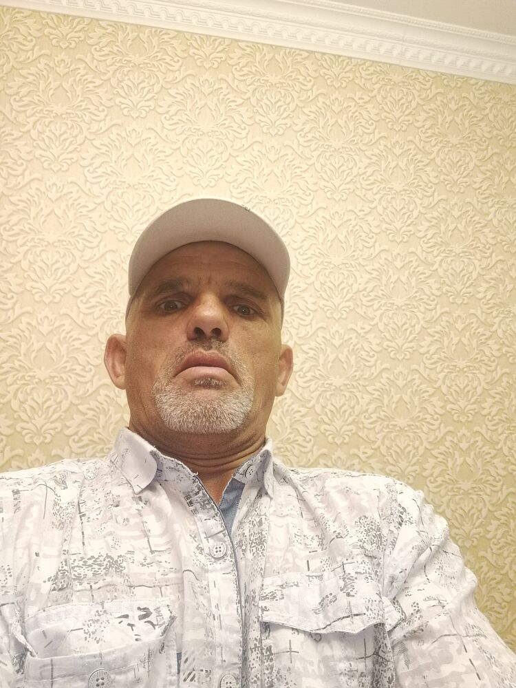  44795841  Damir, 50 ,    