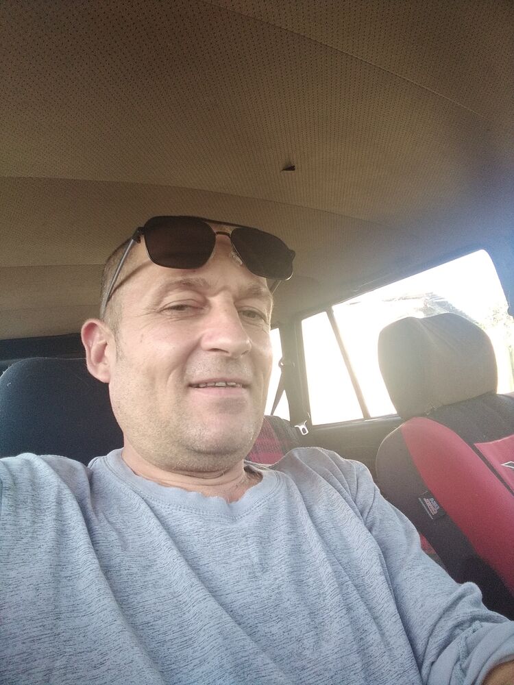  37085211  , 48 ,    